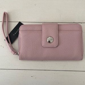 NEW with Tags Baby pink Tahari wristlet clutch